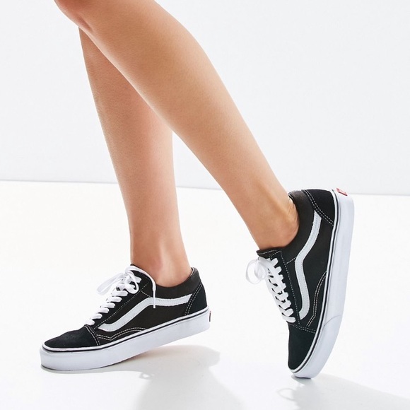 Vans Old Skool Black with White Stripe - Picture 2 of 8